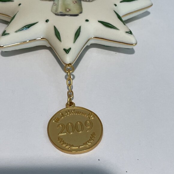 MJ Hummel 2007-2009 Christmas Ornaments Danbury Mint Exclusive Lot of 3 NIB - Picture 11 of 16